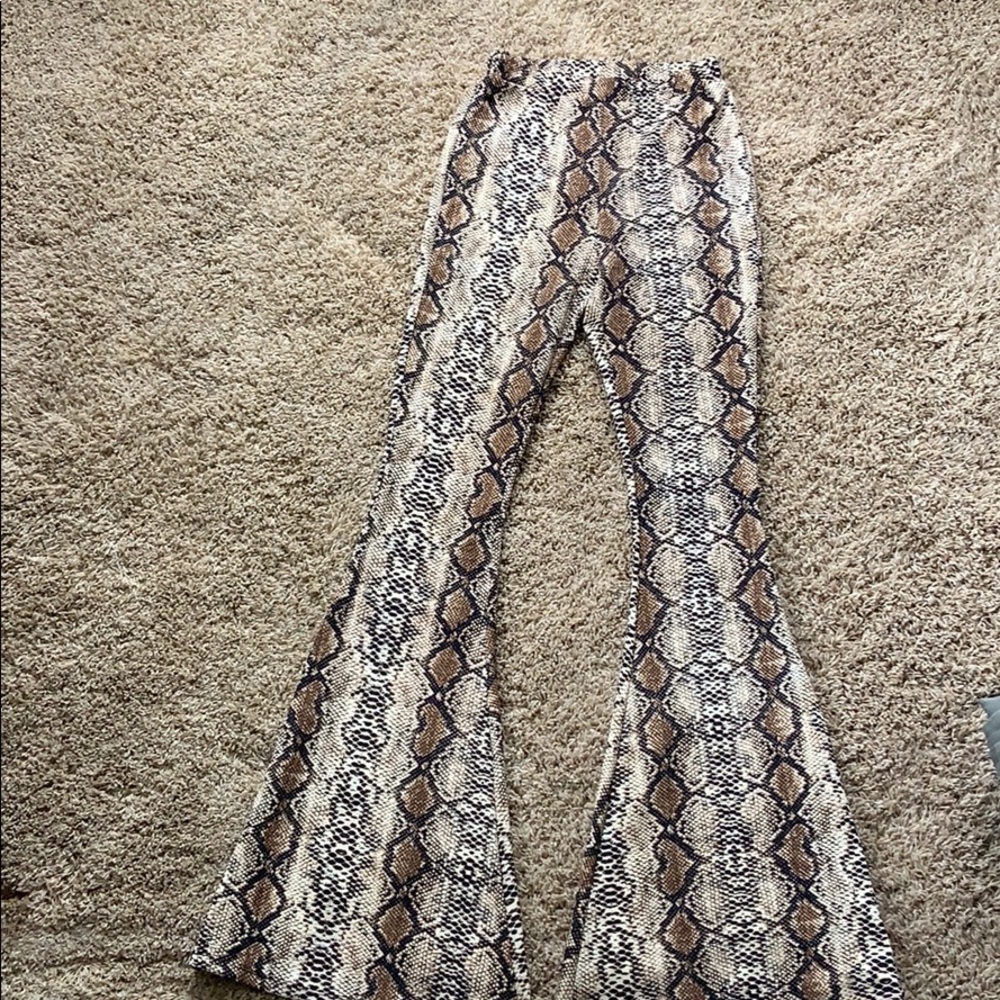 Very high waisted, snakeskin bell bottoms